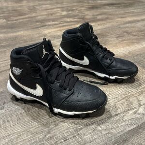 Nike Jordan 1 Kids Multisport Cleats